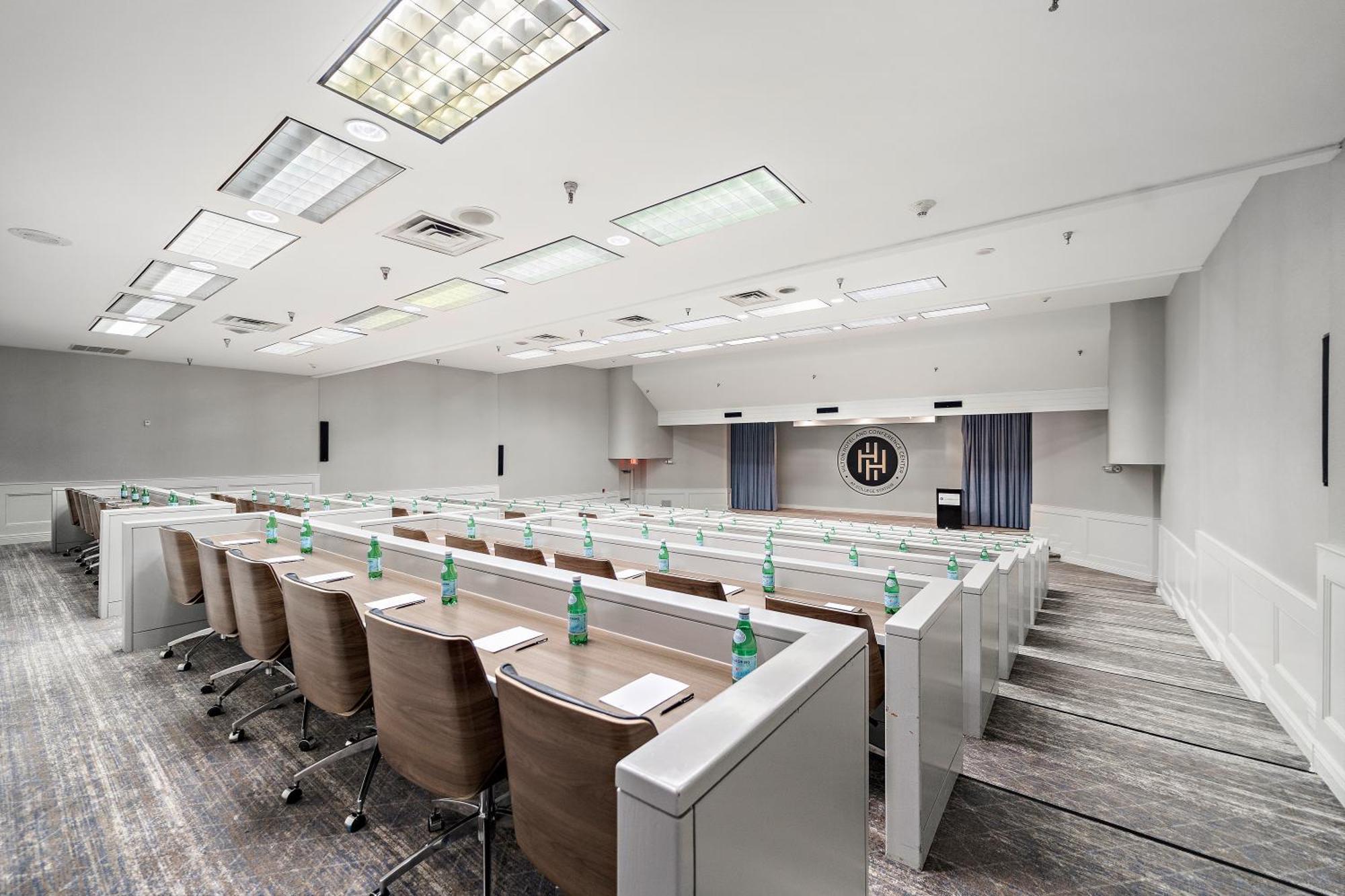 מלון Hilton College Station & Conference Center מראה חיצוני תמונה