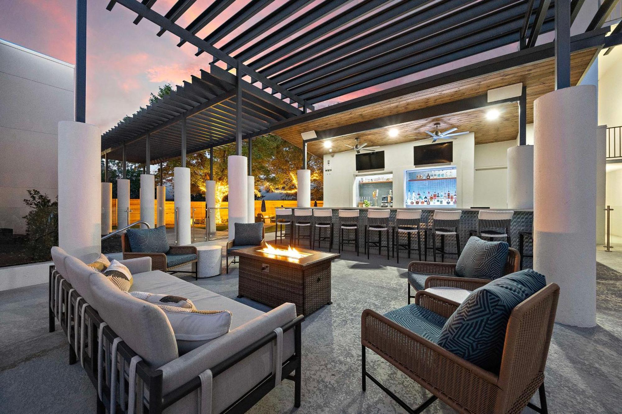 מלון Hilton College Station & Conference Center מראה חיצוני תמונה