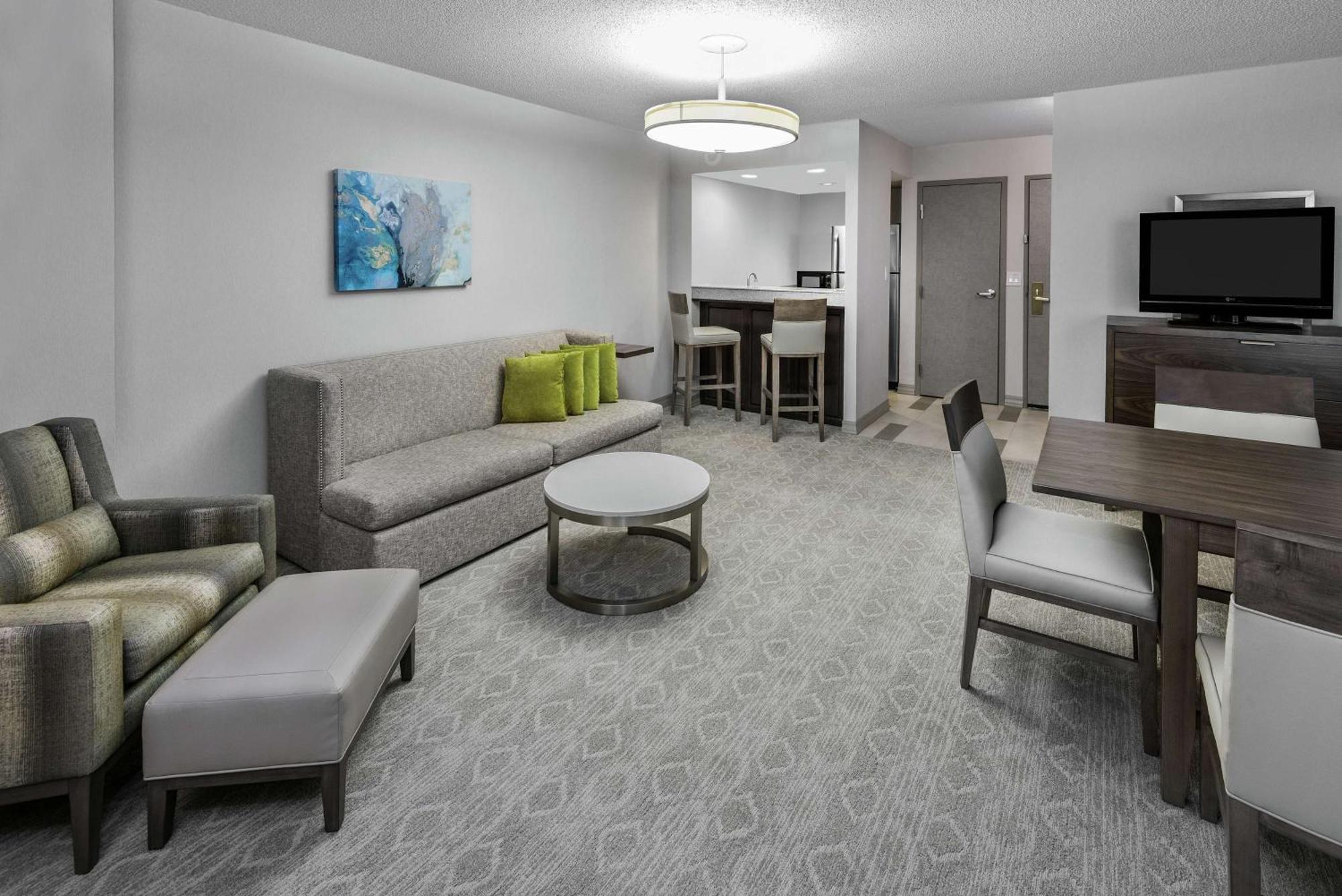 מלון Hilton College Station & Conference Center מראה חיצוני תמונה