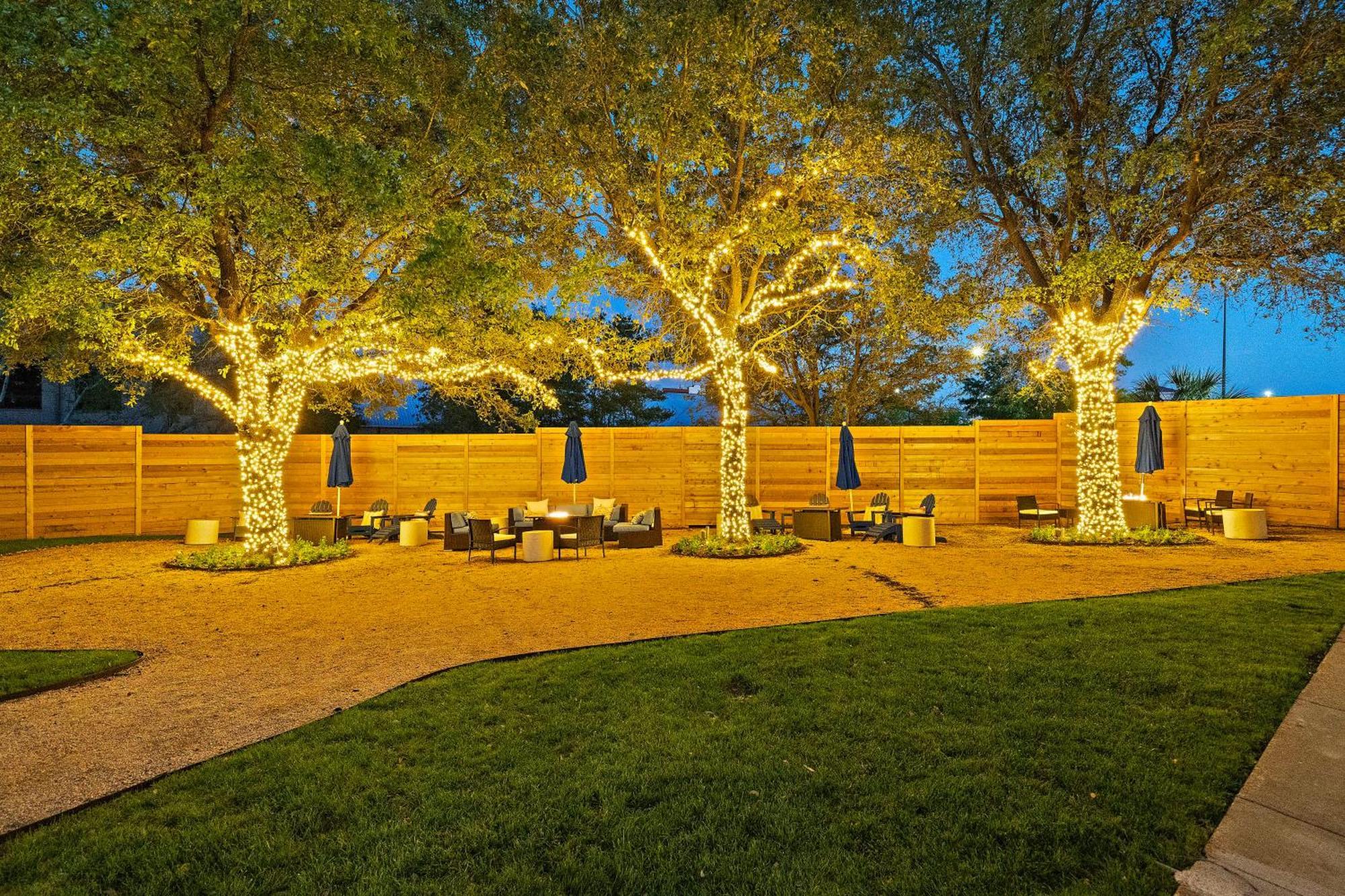 מלון Hilton College Station & Conference Center מראה חיצוני תמונה
