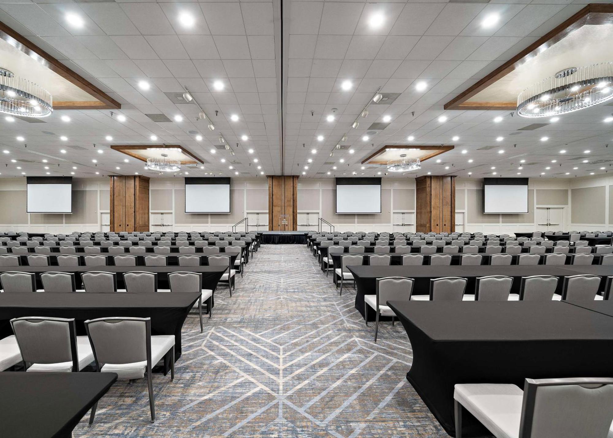 מלון Hilton College Station & Conference Center מראה חיצוני תמונה