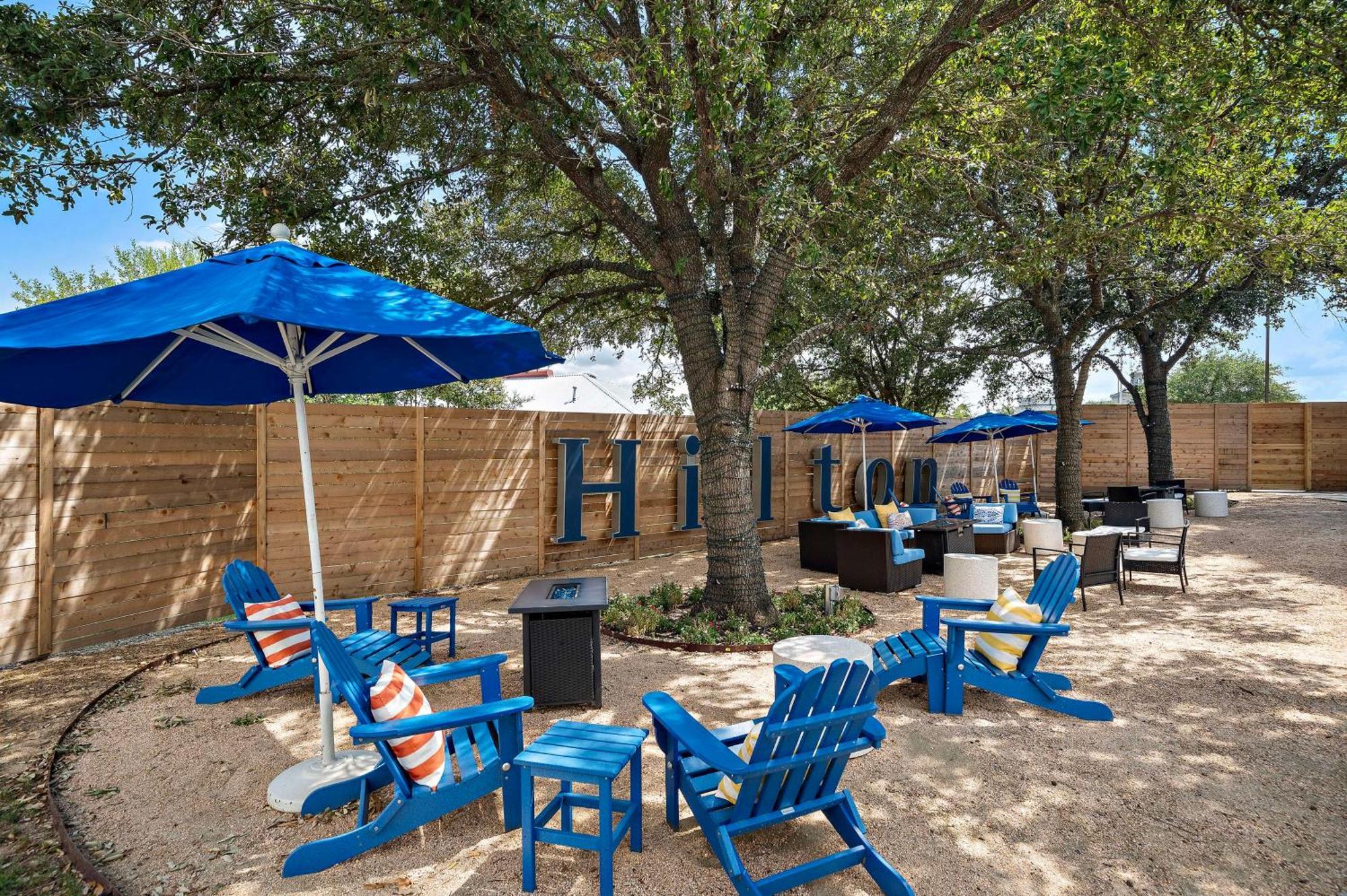 מלון Hilton College Station & Conference Center מראה חיצוני תמונה